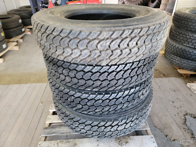 (4) 11R24.5 drive tires
